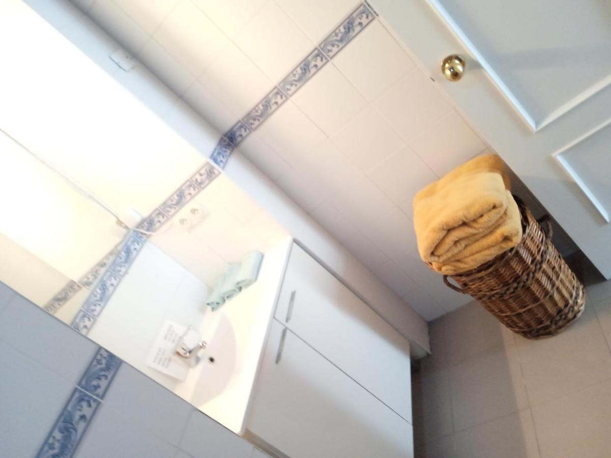 Apartamento Casco Antiguo Exterior Unico En Segunda Planta En Un Edificio De De Dos Plantas Siviglia Esterno foto