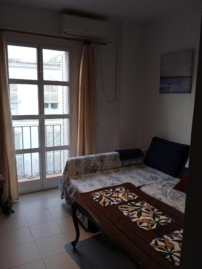 Apartamento Casco Antiguo Exterior Unico En Segunda Planta En Un Edificio De De Dos Plantas Siviglia Esterno foto
